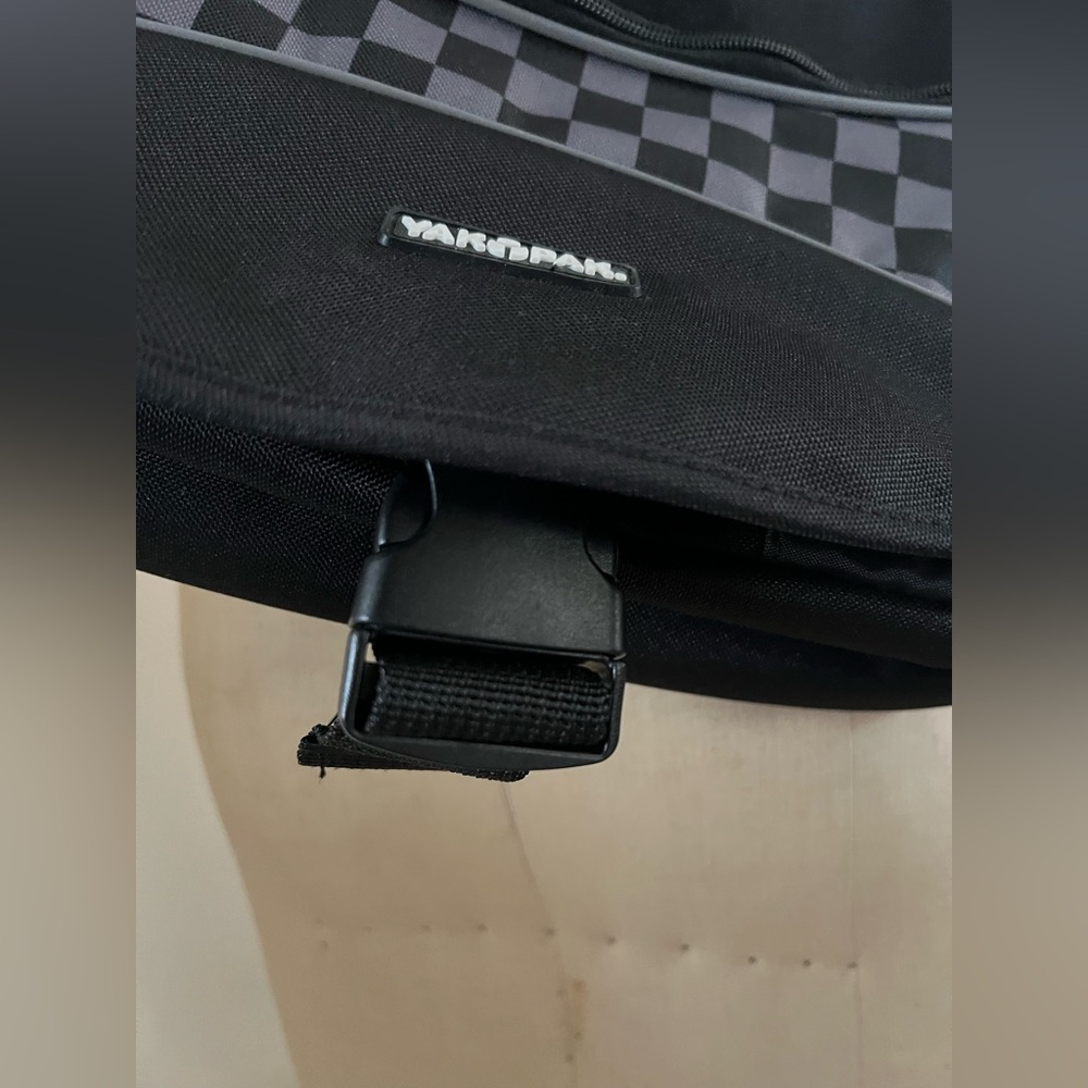 Yak Pak Crossbody Bag Grey Black Checkerboard - Picture 4 of 10